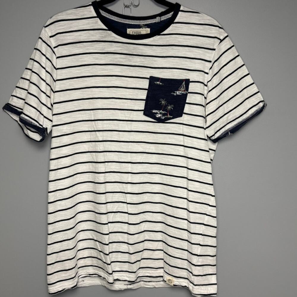 Free Planet Striped Nautical Graphic Pocket Mens T-Shirt Sz M